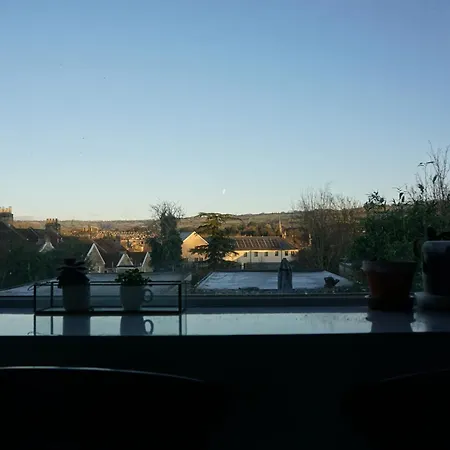 Ben & Maria'S Guesthouse Бат Экстерьер фото