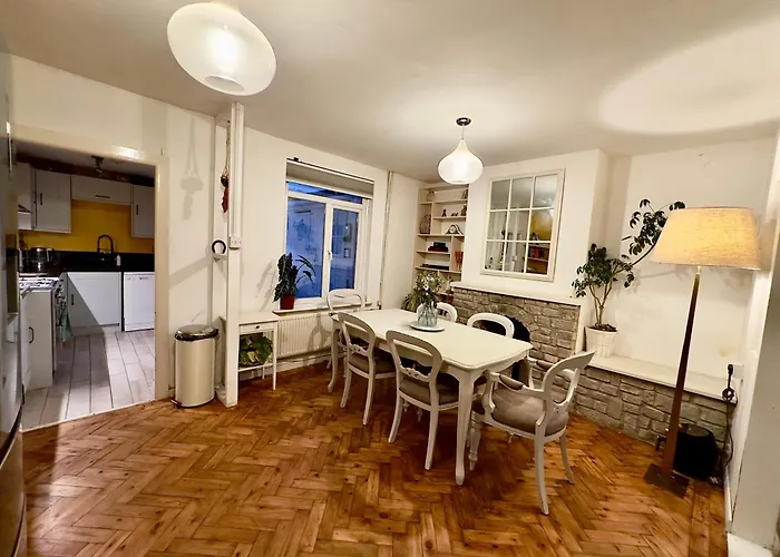 Ben & Maria\'S Guesthouse
